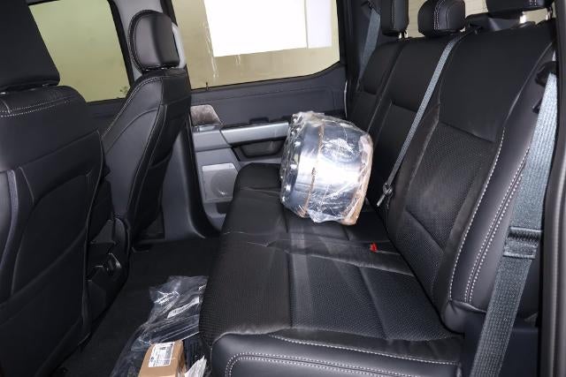2027 Ford Super Duty F-450 DRW XLT