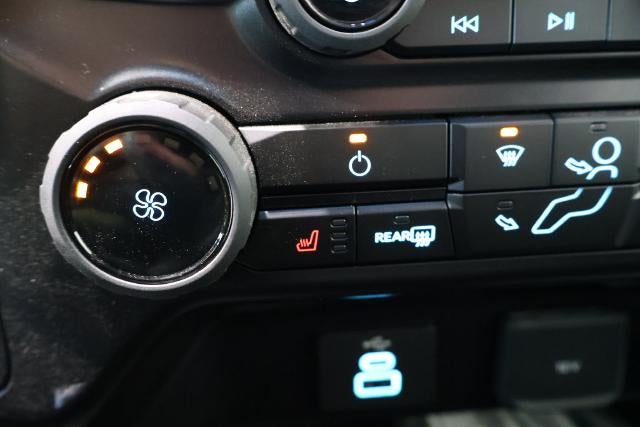 2027 Ford Super Duty F-450 DRW XLT