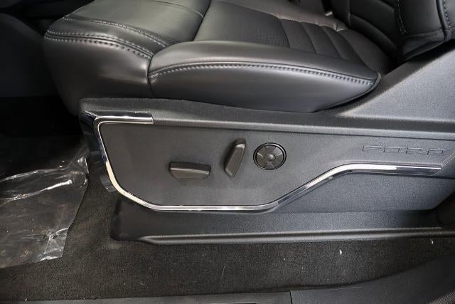 2027 Ford Super Duty F-450 DRW Platinum