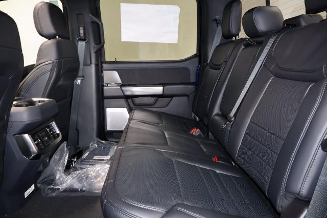 2027 Ford Super Duty F-450 DRW Platinum