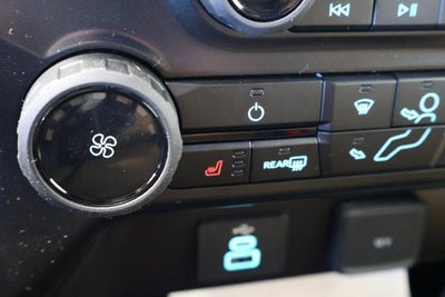 2027 Ford Super Duty F-450 DRW XLT