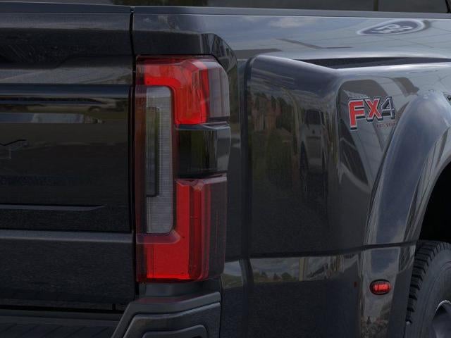 2026 Ford Super Duty F-450 DRW Platinum