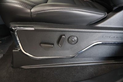 2027 Ford Super Duty F-450 DRW Platinum