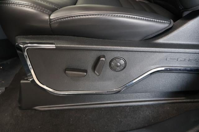 2027 Ford Super Duty F-450 DRW Platinum
