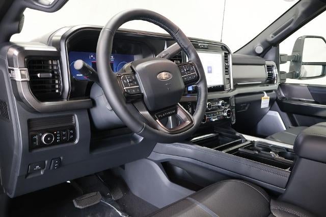 2027 Ford Super Duty F-450 DRW Platinum