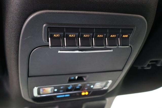 2027 Ford Super Duty F-450 DRW Platinum