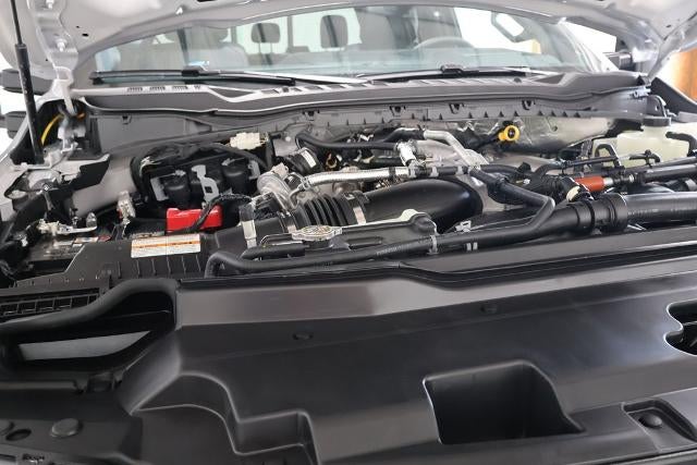 2027 Ford Super Duty F-450 DRW Platinum