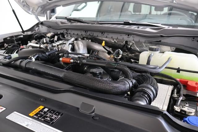 2027 Ford Super Duty F-450 DRW Platinum