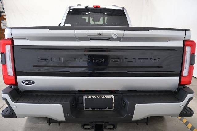 2027 Ford Super Duty F-450 DRW Platinum