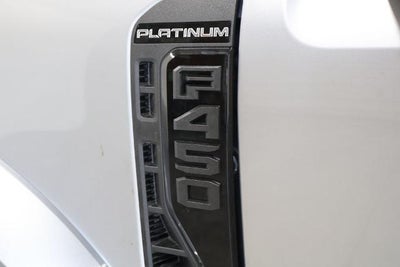 2027 Ford Super Duty F-450 DRW Platinum