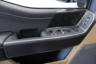 2027 Ford Super Duty F-450 DRW XLT