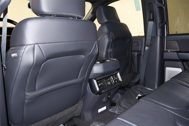 2026 Ford Super Duty F-450 DRW Platinum