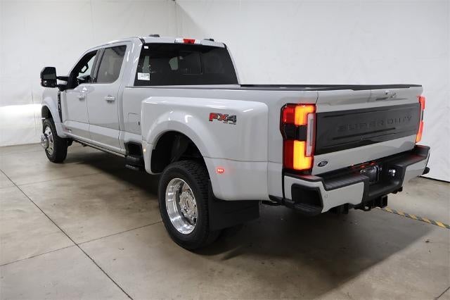 2026 Ford Super Duty F-450 DRW Platinum