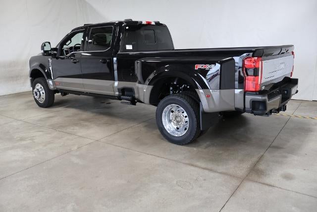 2027 Ford Super Duty F-450 DRW King Ranch