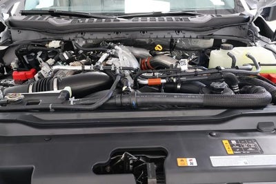 2027 Ford Super Duty F-450 DRW XLT