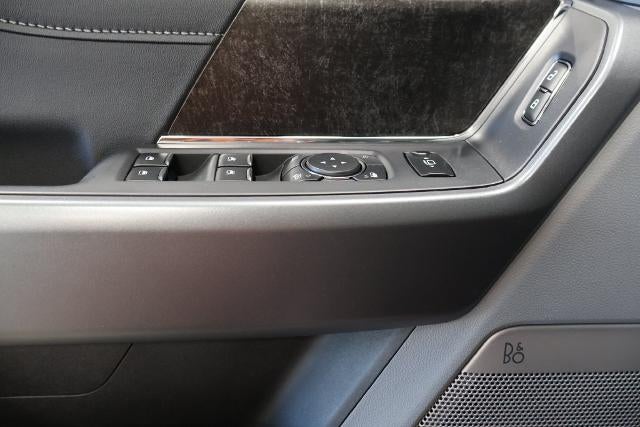 2027 Ford Super Duty F-450 DRW XLT