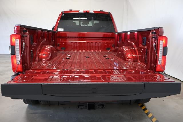 2027 Ford Super Duty F-450 DRW XLT