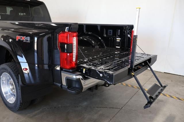 2027 Ford Super Duty F-450 DRW King Ranch