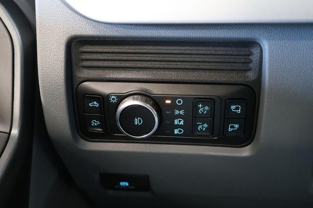 2027 Ford Super Duty F-450 DRW XLT