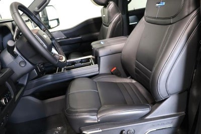 2027 Ford Super Duty F-450 DRW Platinum
