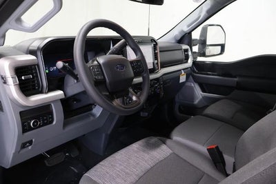 2027 Ford Super Duty F-450 DRW XLT