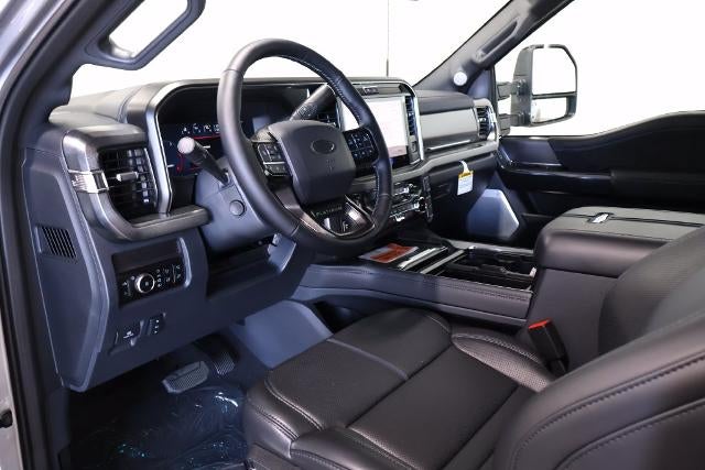 2027 Ford Super Duty F-450 DRW Platinum
