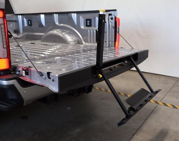 2027 Ford Super Duty F-450 DRW Platinum