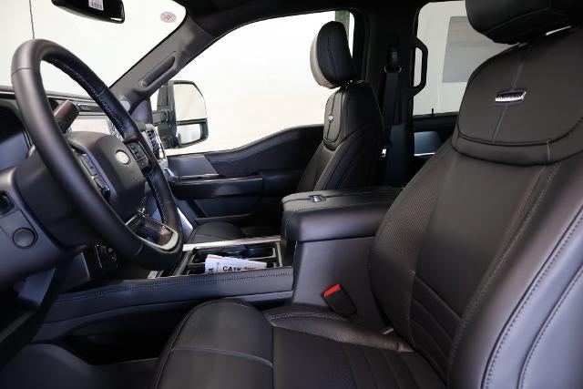 2027 Ford Super Duty F-450 DRW Platinum