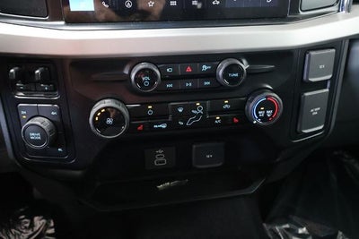 2027 Ford Super Duty F-450 DRW XLT