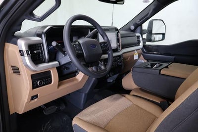 2027 Ford Super Duty F-450 DRW XLT