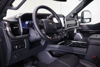 2027 Ford Super Duty F-450 DRW Platinum