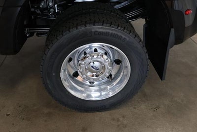 2027 Ford Super Duty F-450 DRW Platinum