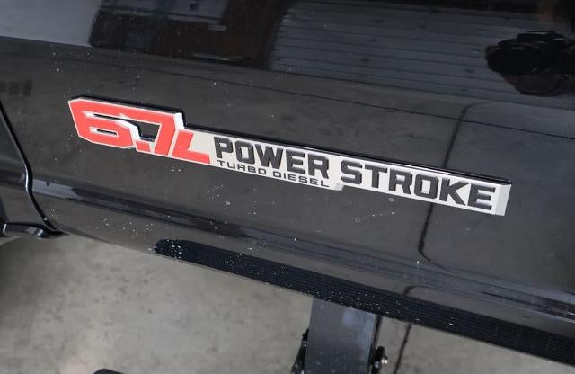 2027 Ford Super Duty F-450 DRW Platinum