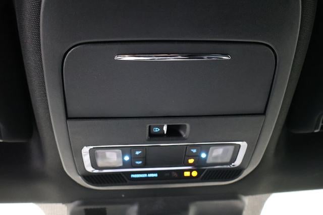 2027 Ford Super Duty F-450 DRW Platinum