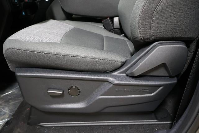 2026 Ford Super Duty F-450 DRW XLT