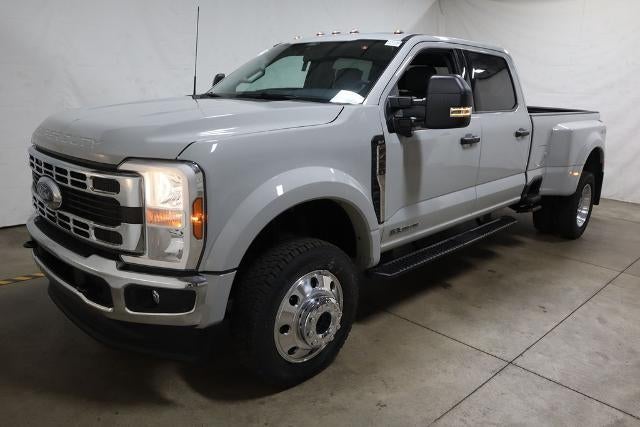 2026 Ford Super Duty F-450 DRW XLT