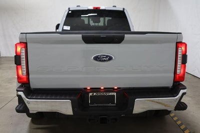 2026 Ford Super Duty F-450 DRW XLT