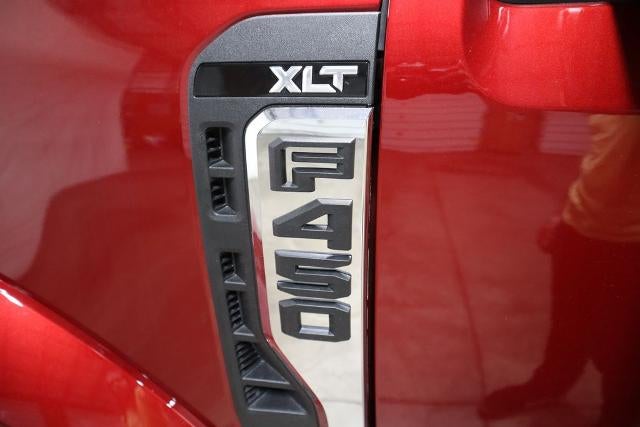 2026 Ford Super Duty F-450 DRW XLT