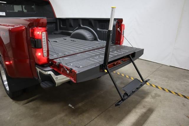 2026 Ford Super Duty F-450 DRW XLT