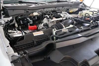 2027 Ford Super Duty F-350 SRW XLT