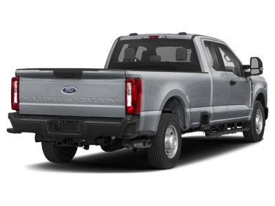 2027 Ford Super Duty F-350 SRW XLT