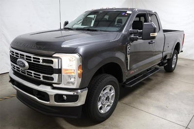 2026 Ford Super Duty F-350 SRW XLT