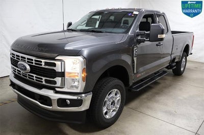 2026 Ford Super Duty F-350 SRW XLT