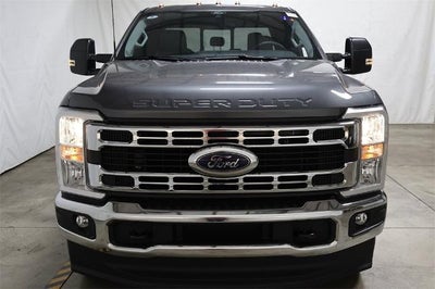 2026 Ford Super Duty F-350 SRW XLT