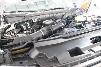 2027 Ford Super Duty F-350 SRW XLT