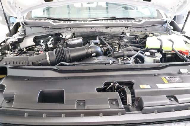 2027 Ford Super Duty F-350 SRW XLT