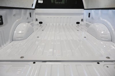 2027 Ford Super Duty F-350 SRW XLT