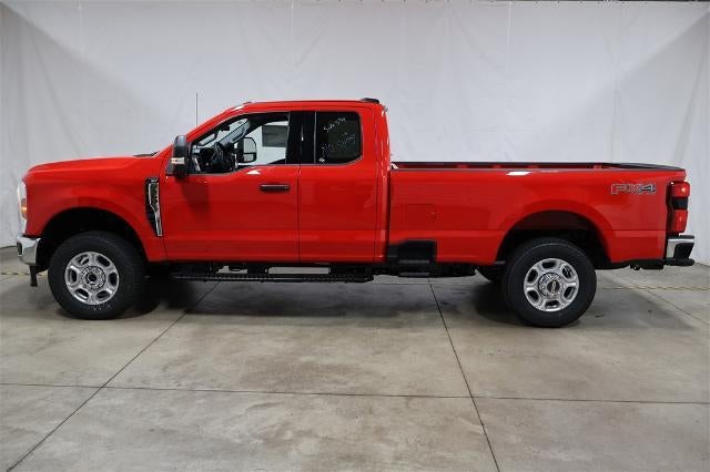 2026 Ford Super Duty F-350 SRW XLT