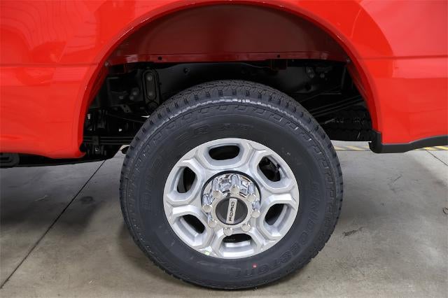 2026 Ford Super Duty F-350 SRW XLT