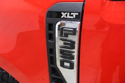 2026 Ford Super Duty F-350 SRW XLT